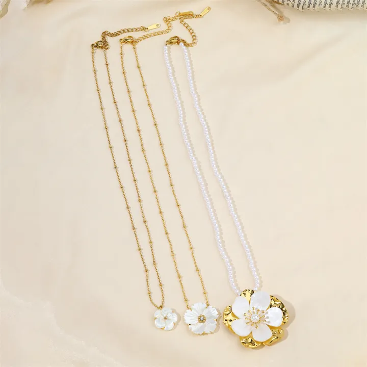Kissmoon%20Exaggerated%20Flower%20Pendant%20Necklace%20for%20Women%20Stainless%20Steel%20Exquisite%20Flower%20Beaded%20Chain%20Necklace%20Jewelry%20%20-%20Image%202