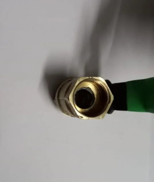 Handle%20Ball%20valve%20for%20Liquids%20water%20and%20Gas%20-%20Image%204