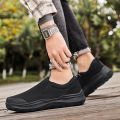 High Quality Men Canvas Shoes Outdoor Man Casual Sneakers Breathable Designer Mens Loafers Comfortable Lightweight Walking Shoes. 