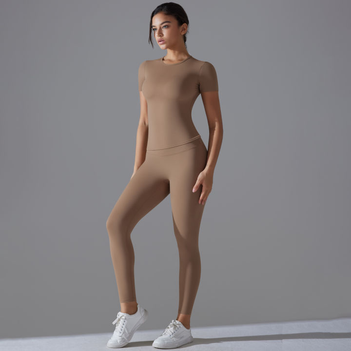 Yoga%20Set%20Women%20Workout%20Set%20Sportswear%20Gym%20Clothing%20Fitness%20Shorts%20Sleeve%20Crop%20Top%20High%20Waist%20Leggings%20Sports%20Suits%20-%20Image%204