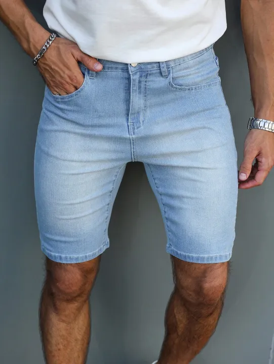 Blue%20Washed%20Men's%20Denim%20Shorts,%20Featuring%20a%20Casual%20Style,%20with%20a%20Length%20of%20Knee-Length%20Shorts,%20Suitable%20for%20Summer%20Wear.%20-%20Image%203