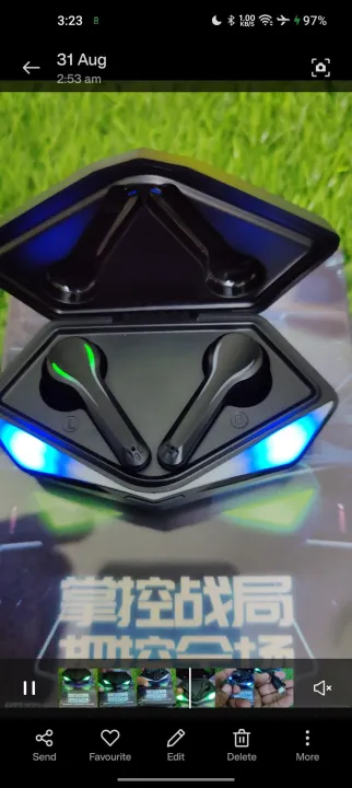 Air%20buds%20T11%20gaming%20wireless%20RBG%20lights%20-%20Image%205