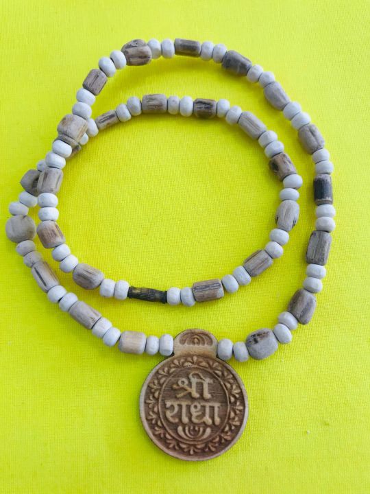 Tulasi%20Mala%20Original%20With%20Hare%20Krishna%20Mantra%20-%20Image%205
