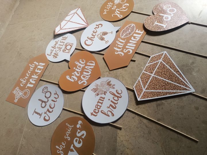 Pack%20of%2012%20Bride%20to%20Be%20wedding%20Props%20-%20Image%205