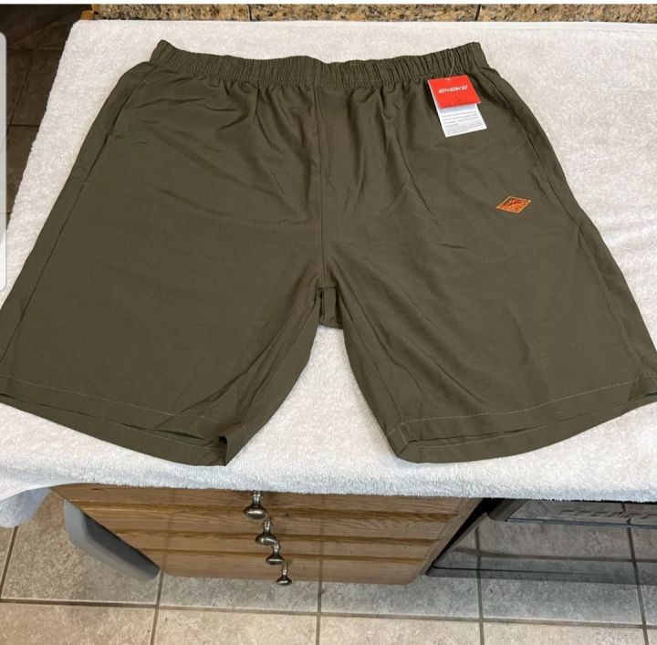 Half%20paint%20shorts%20-%20Image%203
