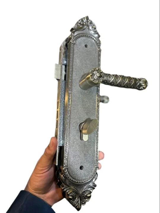 wood%20door%20lock%20Xl%20daicaust%20-%20Image%202