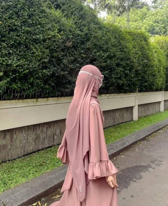 New%20Arabic%20Design%20Abaya%20With%20Beautiful%20Color%20And%20Fabric%20-%20Image%204