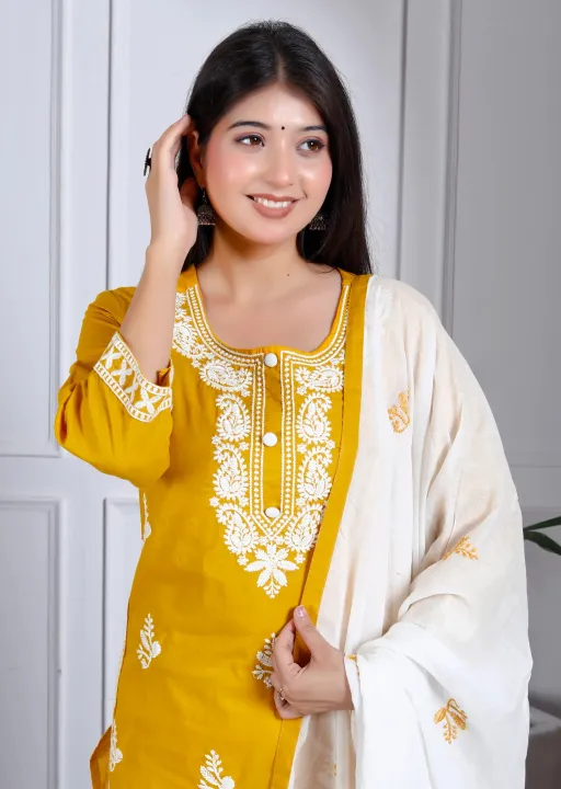 Pure%20Cotton%20Lucknowi%20Suit%20with%20Beautiful%20Work%20on%20Salwar%20Kameez%20Kurti%20-%20Image%204