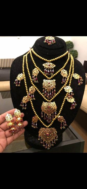 Traditional%20sindhi%20dhuri%20set%204%20layers%20-%20Image%202