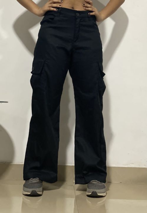 Ladies'%20Cargo%20Pants%20-%20Stay%20Fashionable%20and%20Functional%20with%20Comfortable%20Cargo%20Pants%20for%20Women%20-%20Image%206