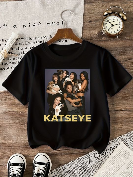 Girls' graphic T-shirt suitable for children featuring KATSEYE print design casual short sleeves crew neck
