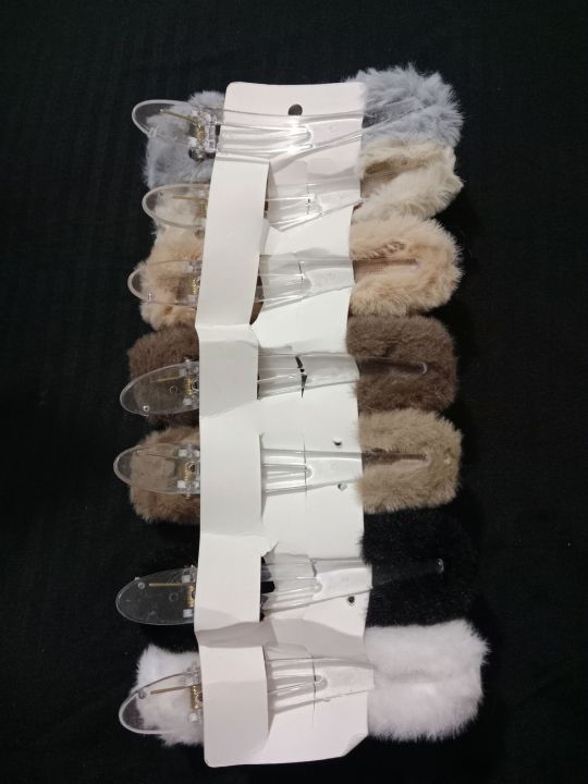 Large%20Fluffy%20Furry%20Duck%20Beak%20Hair%20Clip%20for%20Women%20and%20Girls,%20Side%20Clip%20Headdress%20Clip%20Hair%20Accessories,%20Plush%20Duckbill%20Hair%20Clips%20for%20Stylish%20Looks%20-%20Image%208