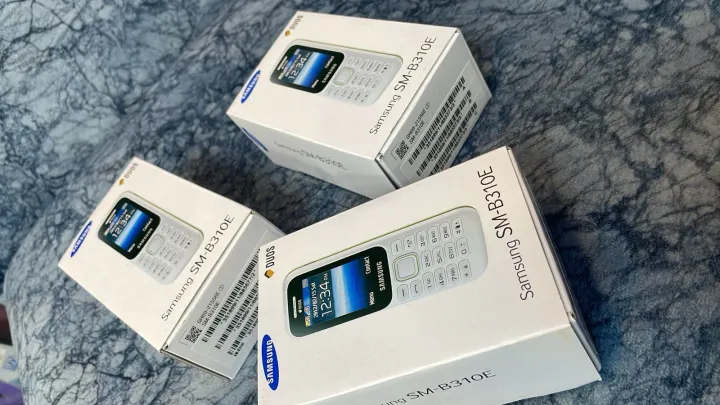 Samsung%20B310%20phone%20dual%20sim%20-%20Image%202