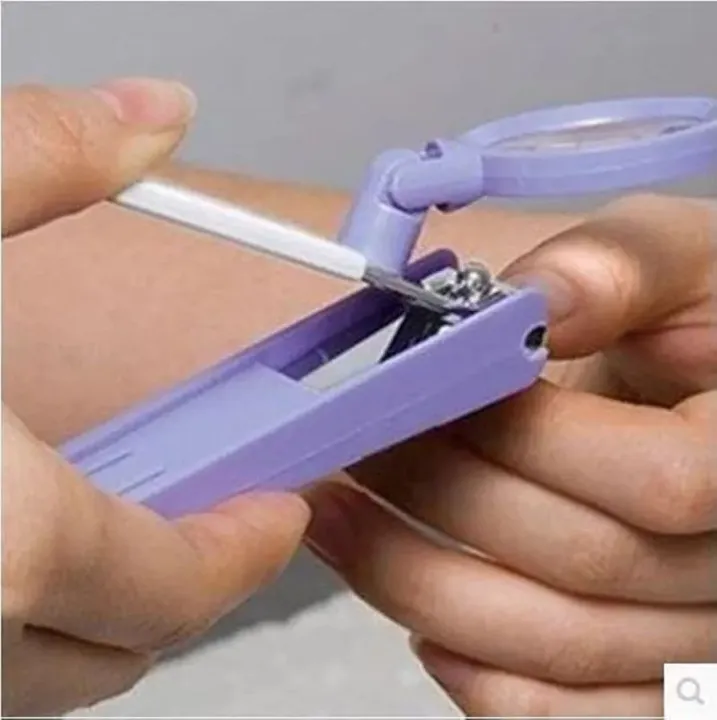 Original%20OMUDA%20Stainless%20steel%20nail%20cutter%20with%20magnifying%20glass.%20-%20Image%206