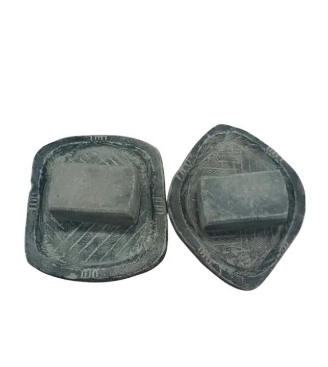 Mini%20Portable%20Hand%20Grinder/Grinding%20Stone%20Ammikallu%20/%20Ammi%20Kal%20/%20Sil%20Batta%20/%20Mortar%20&%20Pestle%20Silauto%2016x14%20Cm%20-%20Image%209