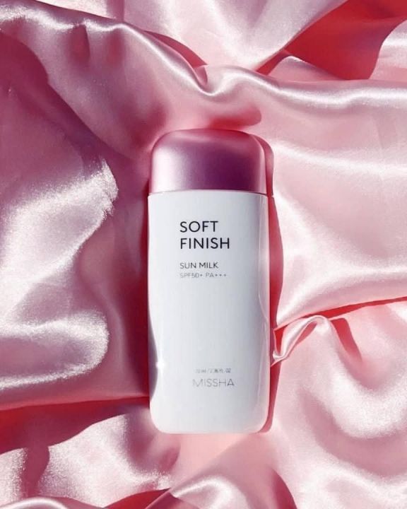 Missha%20All%20Around%20Safe%20Block%20Soft%20Finish%20Sun%20Milk%20SPF50+%20PA+++%20Missha%20Sun%20Milk%20Sunscreen%20-%20soft%20finish%20sunscreen%20-%20Image%202