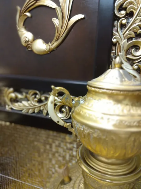 Authentic%20Persian%20Samovar,%2050%20Years%20Old.%20Genuine%20Elephant%20Tusk%20on%20Small%20Kettle's%20Handle.%20Original%20Electric%20Persian%20Samovar%20with%20Gold%20Finish.%20-%20Image%208