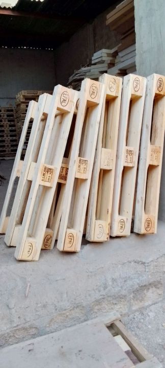 Wood%20Pallets%20-%20Image%202