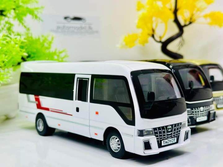 1:24%20Toyota%20Coaster%20Die%20Cast%20Bus.%20-%20Image%208