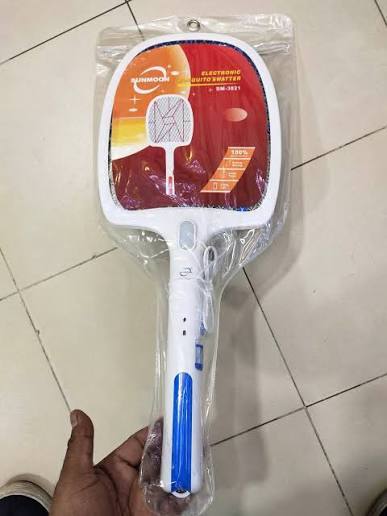 Sunmoon%20SM-3821%20Rechargeable%20Mosquito%20killing%20bat%20with%20LED%20Lamp%20Mosquito%20killing%20Rac,,%20-%20Image%203
