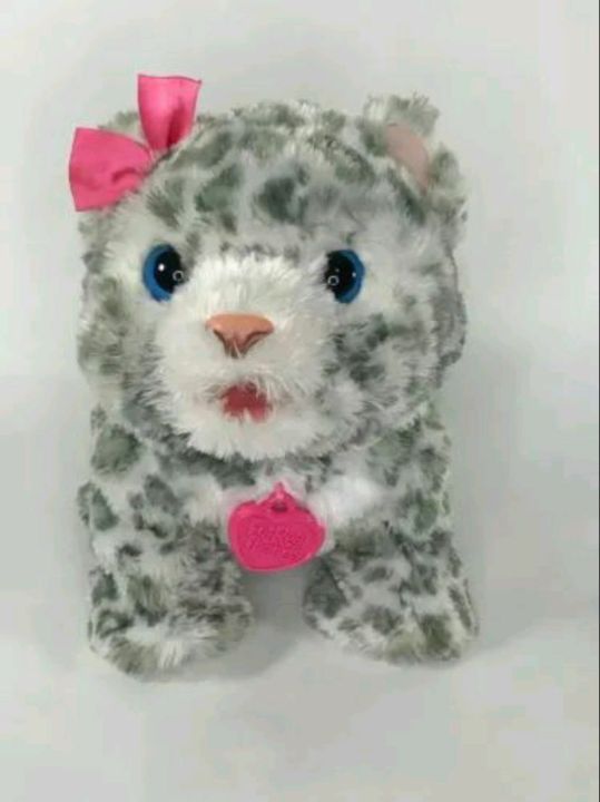 FurReal Friends Hasbro Daisy Plays Kitty Cat talks plays stands moves excellent condition