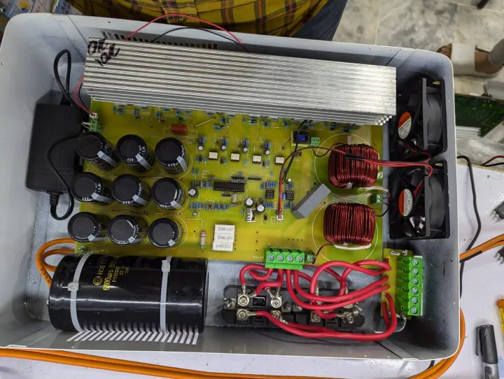 solar%20inverter%20-%20Image%205