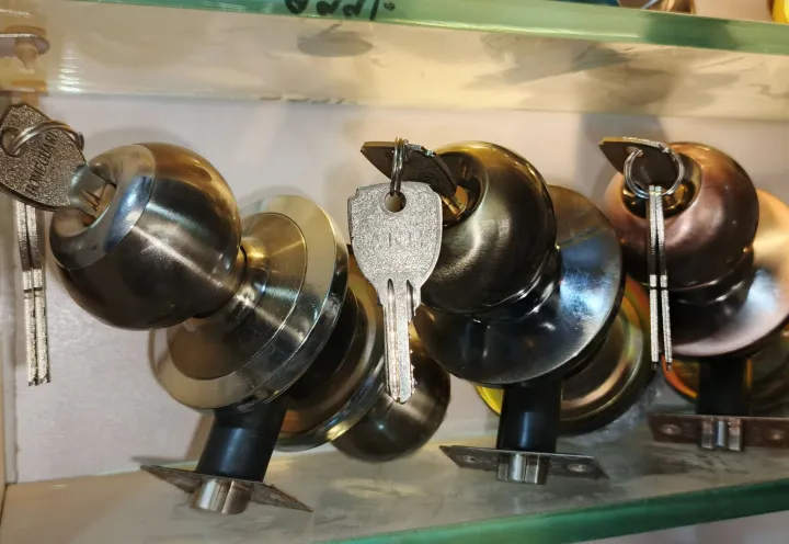 Round%20Knob%20Lock%20Door%20Knob%20Lock%20-%20Image%202