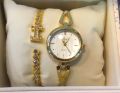 Luxury Fashionable watch for girls stylish analog handmade with bracelet watch set new arrival. 