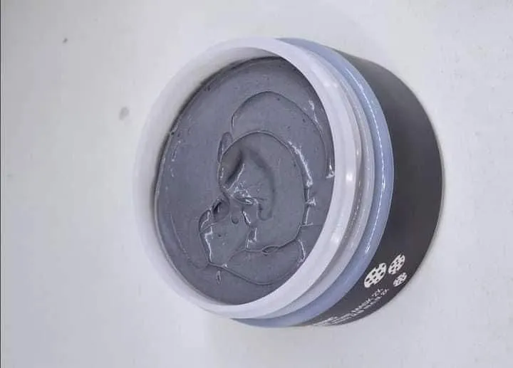 Lebelage%20Jeju%20Volcanic%20Super%20Clay%20Pore%20Mask%202X%20100ml%20-%20Image%202