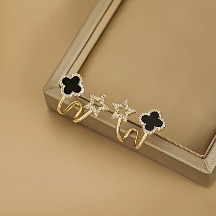 Elegant%20&%20Cute%20Black%20Four-Leaf%20Flower%20Stud%20Earrings%20for%20Women%20%E2%80%93%20Stylish%20&%20Lightweight,%20Perfect%20Accessory%20for%20Daily%20Wear,%20Special%20Occasions,%20and%20Party%20Looks%20%E2%80%93%20Fashionable%20Gift%20Idea%20for%20Ladies%20-%20Image%205