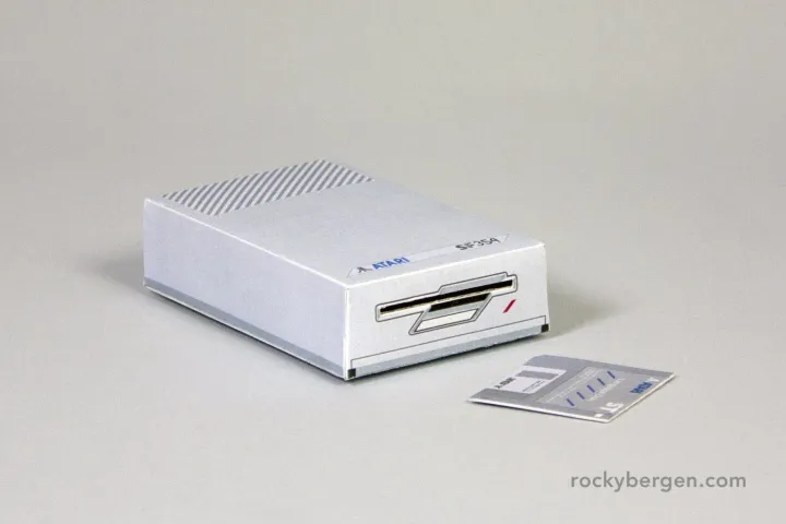 Model%20of%20a%20Classic%20Computer,%20Atari%20520%20St,%20Paper%20Model,%20Paper%20Doll,%20Papercraft%20(for%20Cutting%20and%20Assembling%20Yourself)%20-%20Image%208