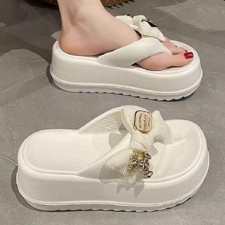 Women's%20Flip-Flops%20for%20Outdoor%20Wear,%20Ultra-Light%20Eva%20Material,%20Thick-Soled,%20Non-Slip,%20Wear-Resistant,%20Summer%20New%20Versatile%20Fashion%20Flip-Flops%20for%20Shopping%20and%20Beach%20-%20Image%205