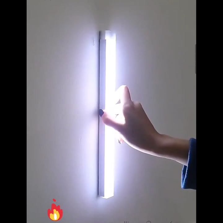 Motion Sensor Lamp Night Light Wireless LED USB Type-C Rechargeable ...