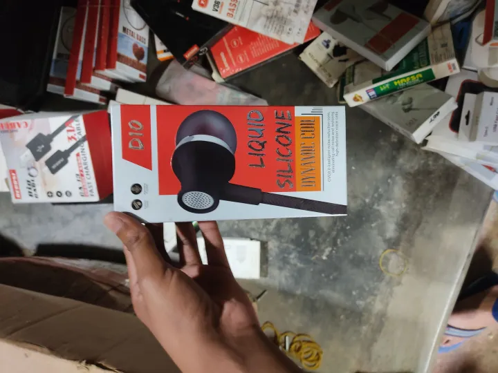 D10%20LIQUID%20SlLlCONE%20Headphone%20%F0%9F%8E%A7%20-%20Image%202