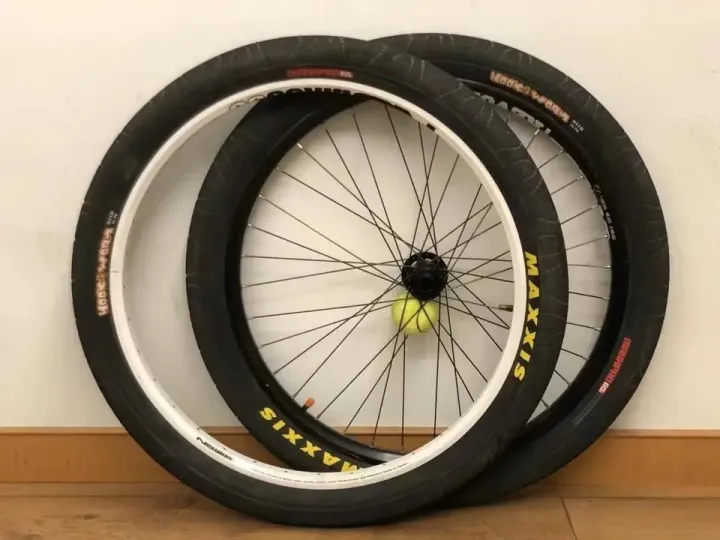 MAXXIS%20%20Hookworm%20%2026%20x%202.5%20Bicycle%20Tire%20Wire%20Bead%20Clincher%20Tire%20for%20Street%20Park%20vert%20Flatland%20-%20Image%204