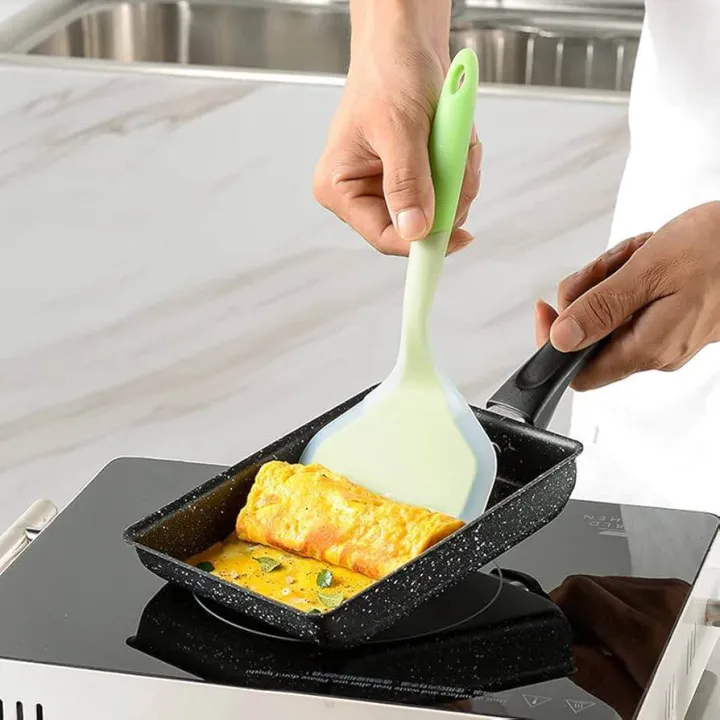 Top-Quality%20Silicone%20Spatula%20Set%20%E2%80%93%20Non-Stick,%20Heat-Resistant%20Cooking%20&%20Baking%20Tools%20for%20Cake,%20Pizza,%20Meat%20&%20Eggs%20-%20Image%204
