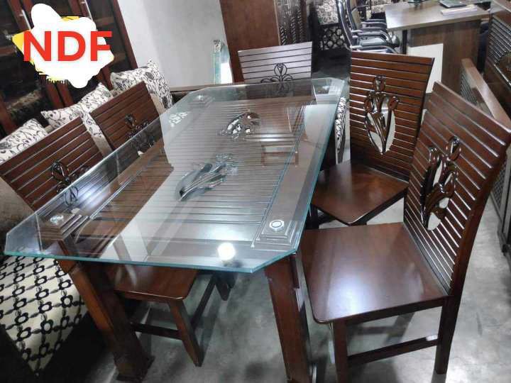 Luxury New Design Dinning Table With 6 Chair and 10Mm Glass
