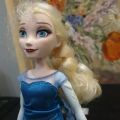 Frozen Musical Lights Elsa. 