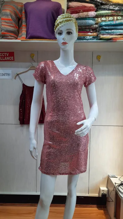 Pink%20Sequin%20V-Neck%20Half%20Sleeve%20Bodycone%20Dress%20For%20Women%20-%20Image%202