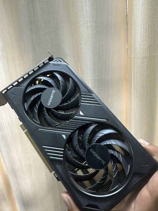 RTX%205060%208GB%20Graphics%20Powered%20With%20Ryzen%207%205700X%20Powerful%20Gaming%20PC,%208/16GB%203200Mhz%20RAM,%20650Watt%2080+Bronze%20PSU%20Performance%20Gaming%20Editing%20Desktop%20-%20Image%204