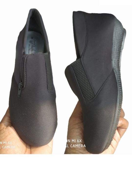 Black%20Sneakers%20for%20Ladies%20ang%20Girls%20.%20All%20aged%20women%20usable%20Black%20Sneakers%20for%20Regular%20Use%20.%20Long%20Lasting%20and%20Good%20Quality%20Sneakers%20for%20Women%20-%20Image%206