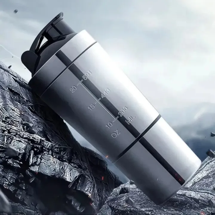Under%20Armour%20Steel%20Gym%20Shaker%20with%20Storage%20Container%20for%20Protein%20Powder%20%7C%20Double%20Walled%20Insulation%20%7C%20BPA%20Free%20%7C%20Leak%20Proof%20(750%20ML-Silver)%20-%20Image%205
