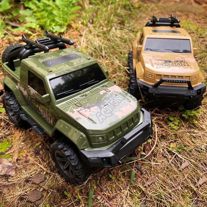 Rechargeable%20Remote%20Control%20Off%20Road%20Jeep%20Car%20With%20Flashing%20Lights.%20-%20Image%202