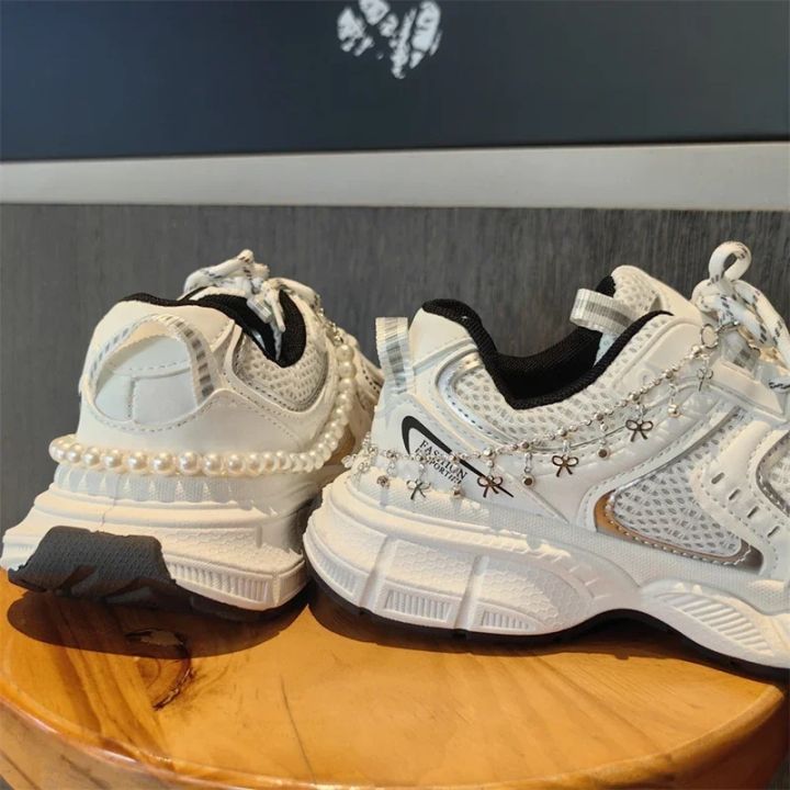 New%20Luxury%20Rhinestone%20Butterfly%20Bow%20Girl%20Shoe%20Charms%20Fashion%20Sneakers%20Pearl%20Heel%20Shoes%20Chain%20Shoes%20Decoration%20Accessorie%201Pcs%20-%20Image%203