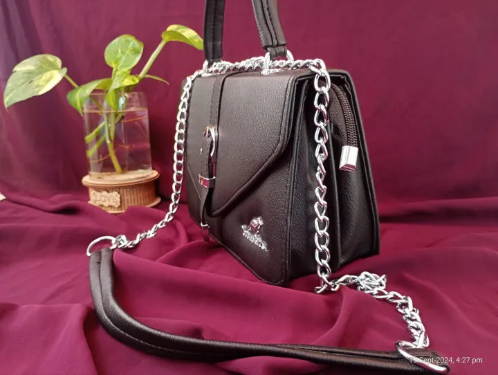 Premium%20Leather%20Side%20Bag%20-%209x6x4%20inch%20-%20Imported%20Quality%20-%20Image%208
