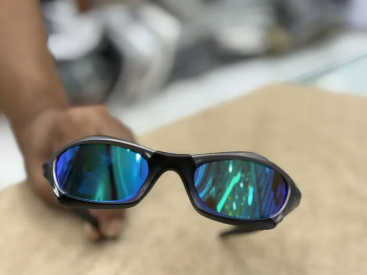 Oakley%20Splice%20Minute%20Unisex%20Sunglasses%20%E2%80%93%20Stylish%20Polarized%20UV400%20Protection,%20Impact-Resistant%20Frame%20for%20Sports%20&%20Everyday%20Wear%20-%20Image%203