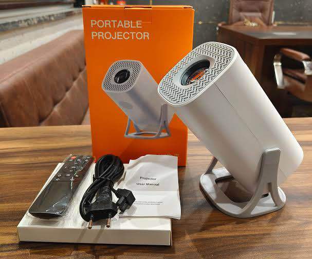 S40 projector package and accessories