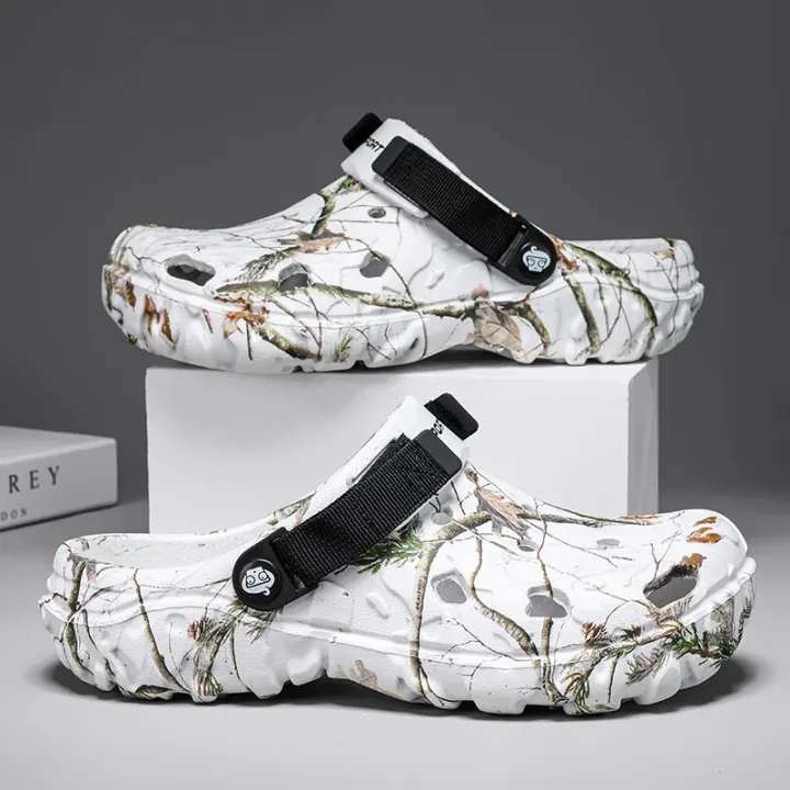 Summer%20Women's%20and%20Men's%20Clogs%20Slippers%20Classic%20Couple's%20Garden%20Shoes%20Men%20Fashion%20Casual%20Sandals%20Leisure%20Slides%20Big%20Size%2046%2047%20-%20Image%204