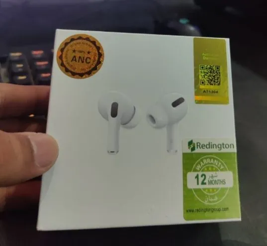 Redington%20Airpods%20Pro%20japan%20Premium%20Quality%20With%20OutClass%20BASS%20Sound%20and%20Outclass%20Battery%20Backup,%20Accurate%20Right%20left,%20HD%20Calling,%20Loud%20Sound%20With%20Music%20-%20Image%203