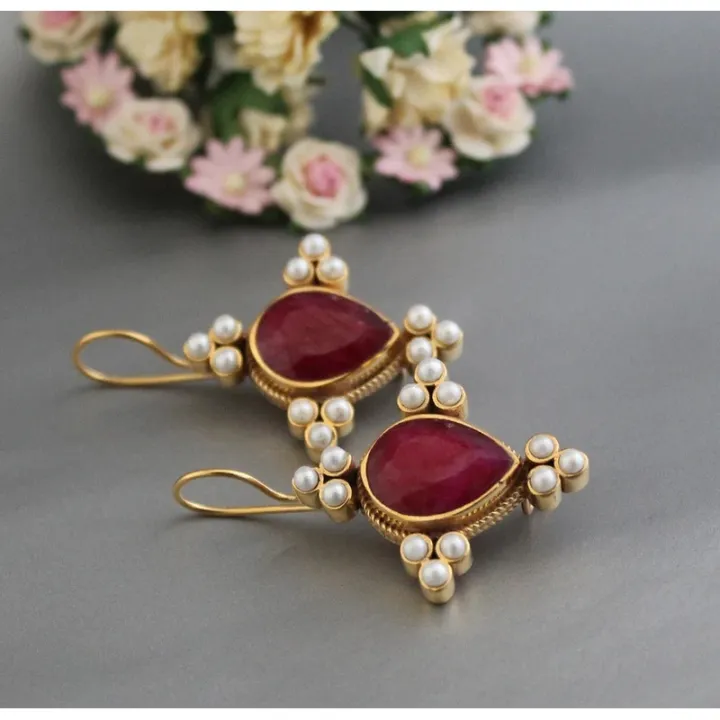 Elegant%20Retro%20Geometric%20Pearl%20Pendant%20Pendant%20Pendant%20Pendant%20Earrings%20Women's%20Exquisite%20Pendant%20Wedding%20Jewelry%20Gift%20-%20Image%206